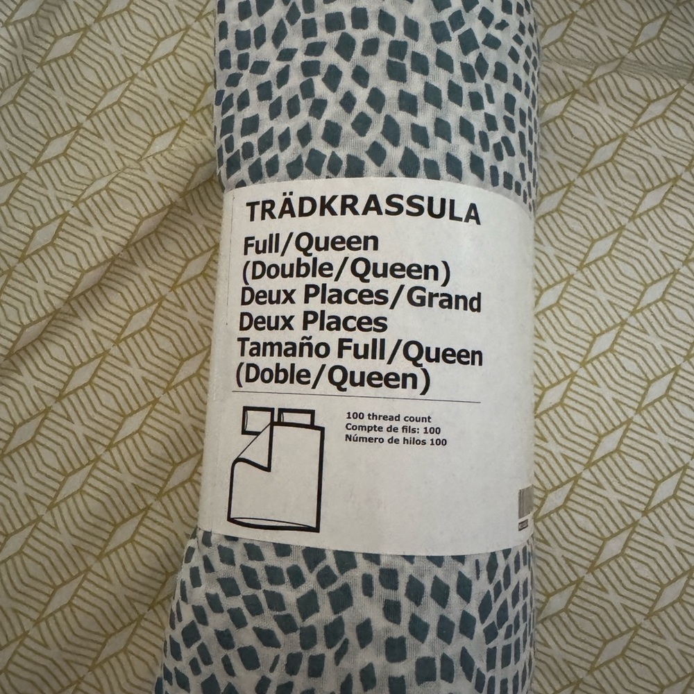 IKEA TRÄDKRASSULA Duvet Cover - Blue and White